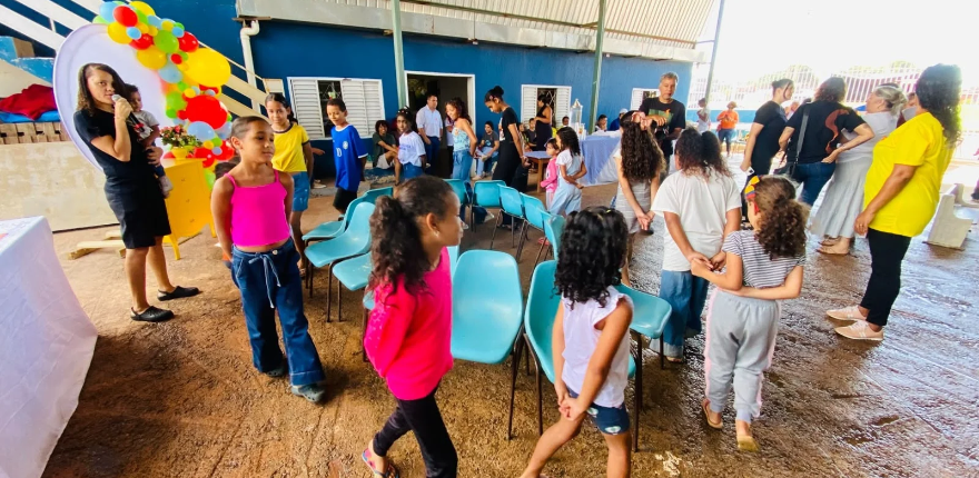 Fenae Movimento solidario.png